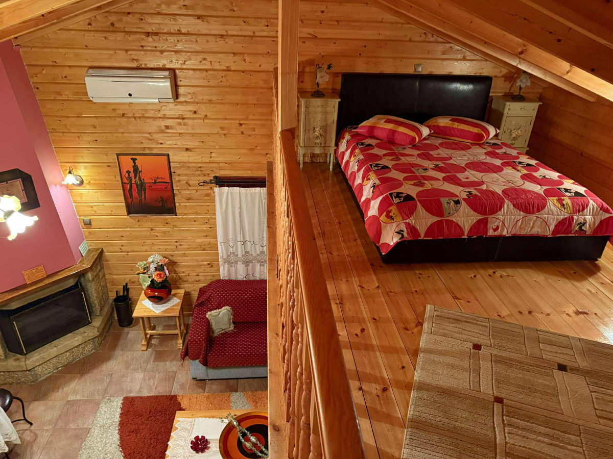 Finnish wooden suite for 2 people two levels-Ξύλινη Suite Αθηνά